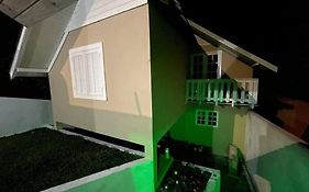 Casa Cerejeiras